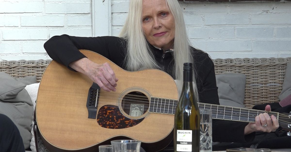 Wat doet de zus van Neil Young in Zuidhorn?