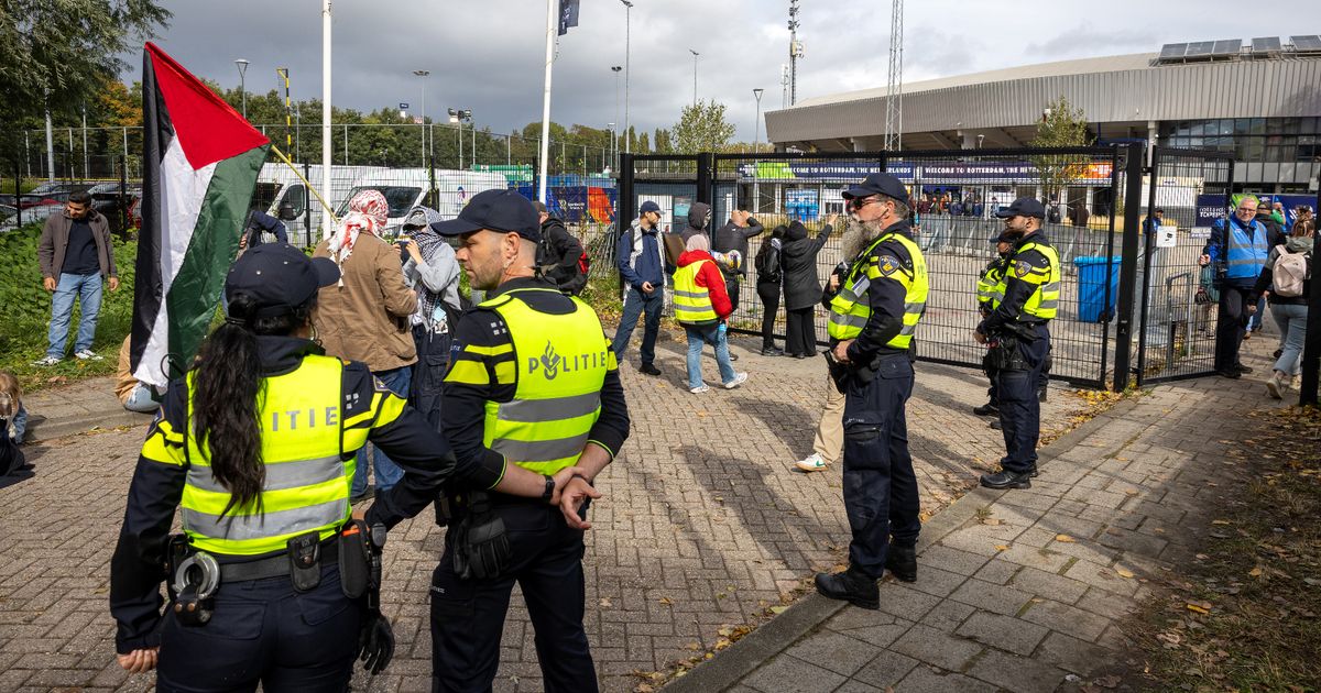 Opnieuw demonstratie bij EK Honkbal, publiek beledigd - Rijnmond