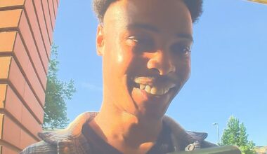 Nepagent stuurt ‘verzekeringsman’ naar 83-jarige vrouw in Raalte - RTV Oost