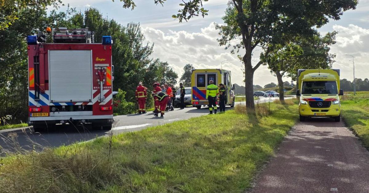 112-nieuws: Auto uit de bocht in Stad • Explosie in Veendam - RTV Noord