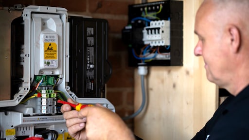 ACM waarschuwt voor malafide thuisbatterijverkoper Opslagplan