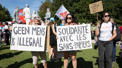 'Medemenselijkheidspetitie' VluchtelingenWerk al meer dan 100.000 keer ondertekend