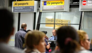 Op Schiphol gearresteerde Palestijnse journalist blijft langer vastzitten