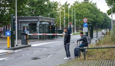 veel minder asielzoekers naar ons land dan eerder gedacht