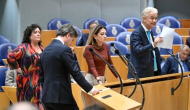 Rellen in Den Haag deels veroorzaakt door harde toon van politici, vinden kiezers