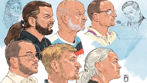 Zes verdachten van rellen in Den Haag langer vast, politie wil herkenbare beelden gaan delen