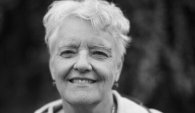 Judit Neurink viert 20-jarig schrijversjubileum met boekpresentatie in Hengelo