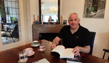 Bij de redactie aan tafel: Eric Stroet - Jutter