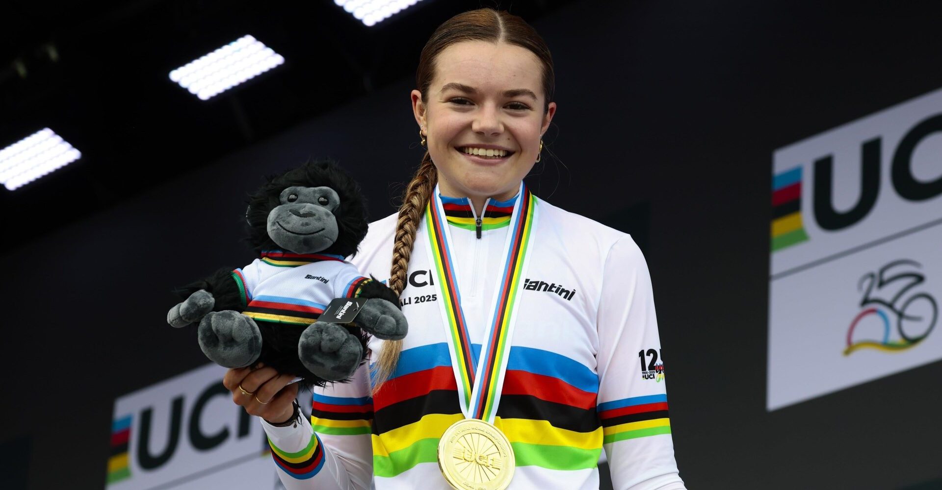 Megan Arens wint WK junioren tijdrit goud 2025