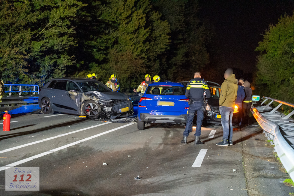 Drie auto’s betrokken bij ernstig ongeval op N206 bij De Zilk, meerdere gewonden