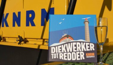 KNRM Westkapelle presenteert Boek "Diekwerker tot Redder"