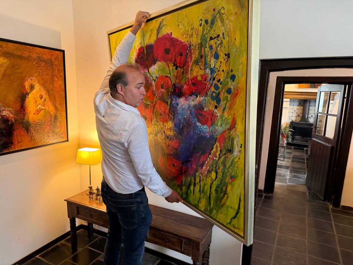 Uitverkoop Chrit Rousseau trekt veel publiek