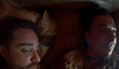 Farja Farvardin en Timor Steffens voeren diep gesprek in benauwde doodskist: 'Moe van het vechten'