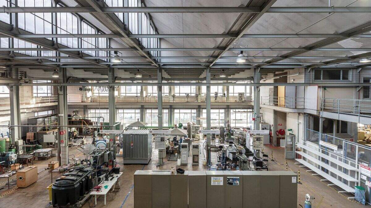 Van laboratorium voor vliegtuigbouw naar thuisbasis van studenten kunst en architectuur: UGent vernieuwt oude machinehal