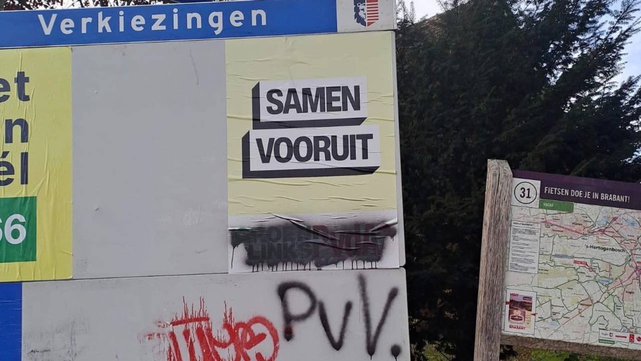 De posters zijn vernield (foto: PvdA-GroenLinks Vught, Cromvoirt en Helvoirt).