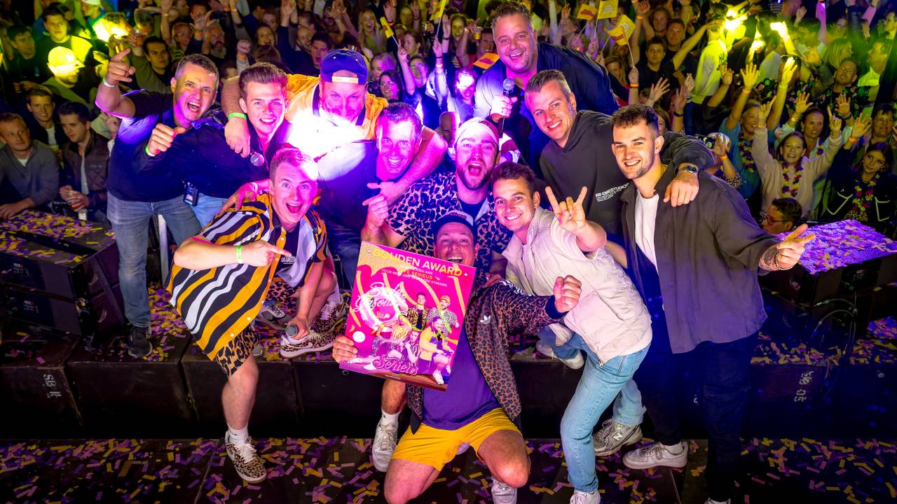 Effe Serieus heeft de gouden plaat met Baila de Gasolina (foto: Marcel van Dorst – Eye4Images)