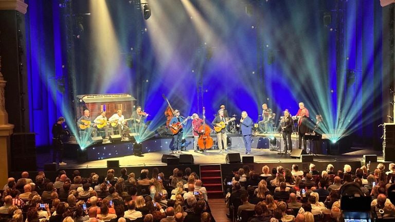 Wagner "kijkt door die mooie blauwe ogen" de zaal in (Foto: Omroep Brabant.)