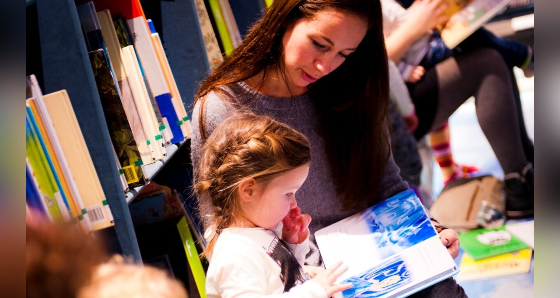 Boekjes & Babbels voor de allerkleinsten in de Bibliotheek | Maatschappij