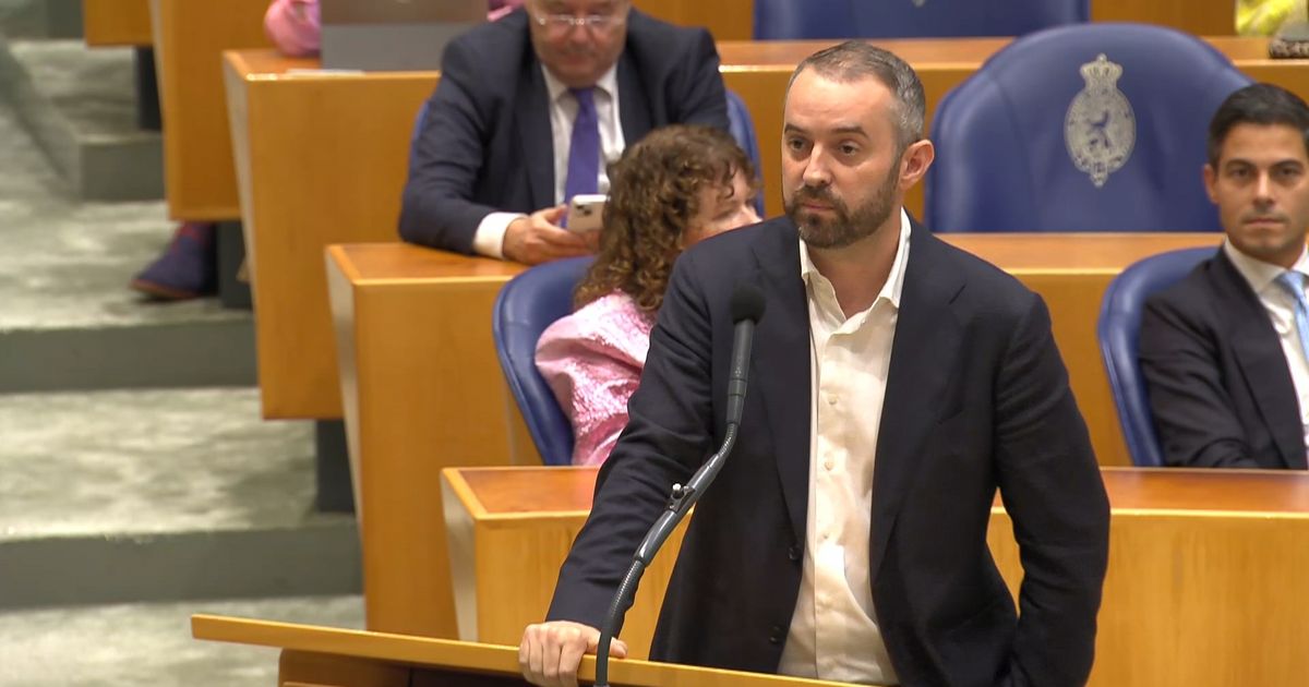 Lopend Vuur: Politiek moet weer saai worden - RTV Noord