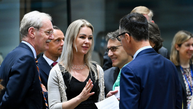 Rummenie trapt op tenen bij gevestigde belangen - Achtergrond Stikstofstemming