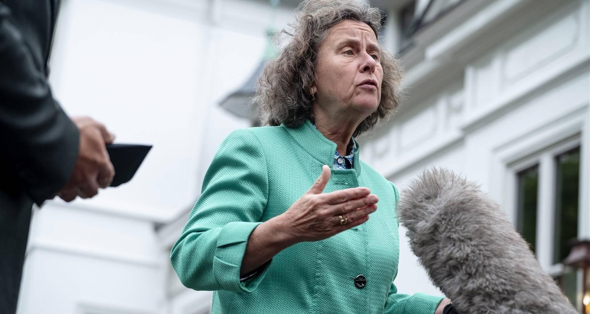 Marjolein Faber haalt flink uit naar collega's in boek