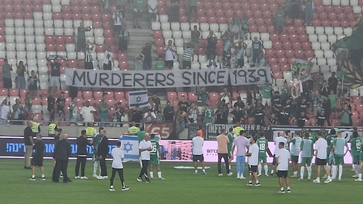 Woede in Polen door Holocaust-verwijzing op spandoek Israëlische voetbalsupporters