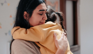 Dit veelgebruikte woord zou je jouw kind nooit moeten afdwingen