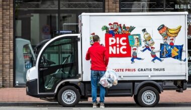 Picnic hoeft zich niet te houden aan cao voor 'gewone' supers en winkels, zegt minister