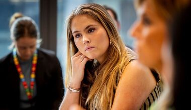 Prinses Amalia kiest een outfit uit de kast van haar zusje Ariane