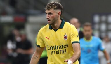 AC Milan-spits Santiago Gimenez wordt keihard aangepakt: 'Het is echt ongelooflijk, niet te verklaren'