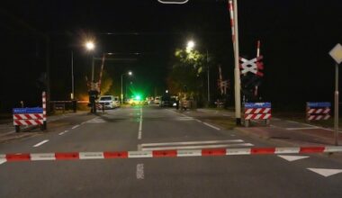 Fietser overleden door aanrijding trein bij Tynaarlo