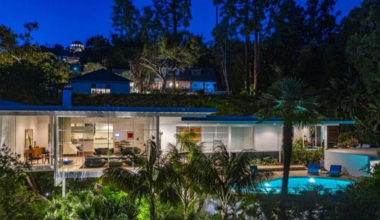 Austin Butler koopt voor ruim $ 5 miljoen de villa van Brad Pitt