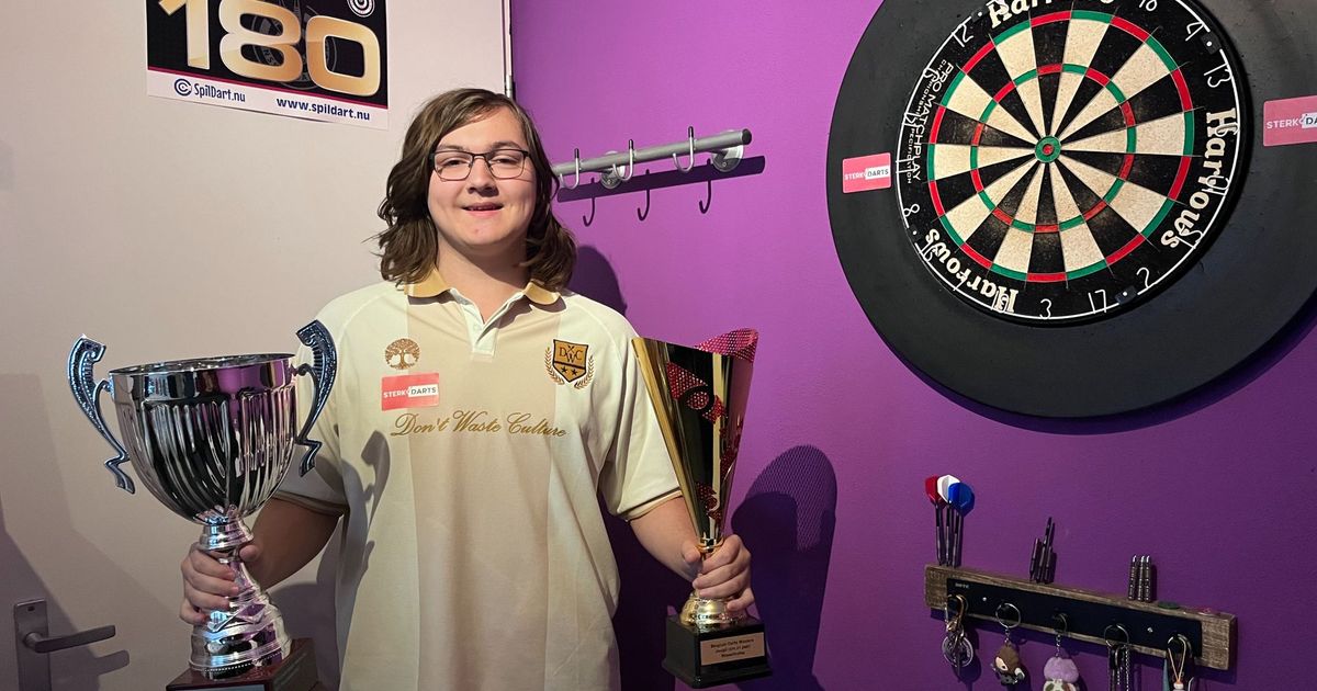 Darter Danio (18) wint prijs op prijs voor overleden vader: ‘Hij zal supertrots zijn’