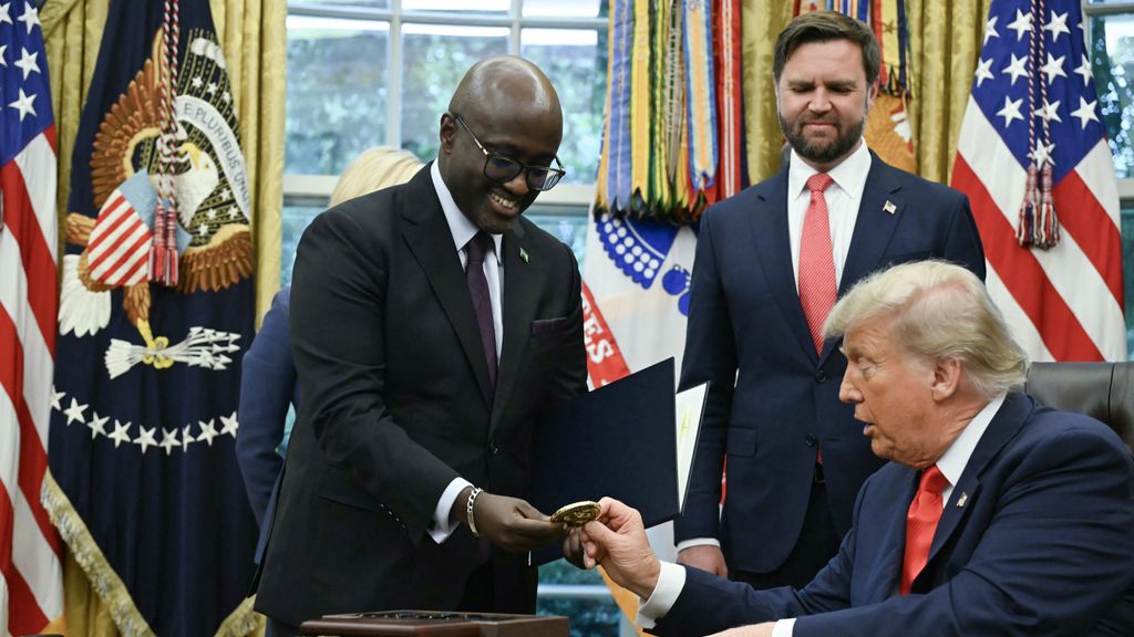 Bij Trumps deportatiedeals met Afrikaanse landen draait het om geld en gunsten