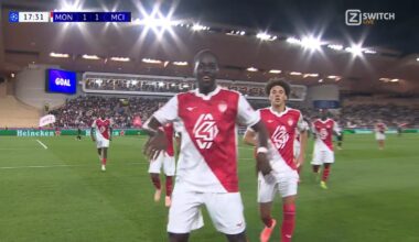 Teze verrast vriend en vijand met wereldgoal tegen Manchester City