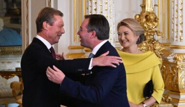 Met 'trounwiessel' in Luxemburg komt einde aan roerige regeerperiode Henri