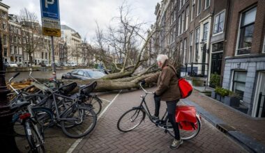 Onstuimige zaterdag door ex-orkaan Humberto, veel evenementen afgelast