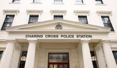 Agent opgepakt van 'verziekt' Brits politiebureau