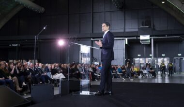 D66 lonkt op partijcongres naar CDA en GL-PvdA