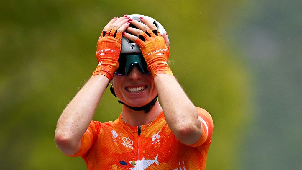 Vollering soleert naar eerste Europese titel na machtsvertoon op zwaarste klim