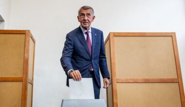 Populistische oppositieleider Babis stevent af op verkiezingswinst in Tsjechië