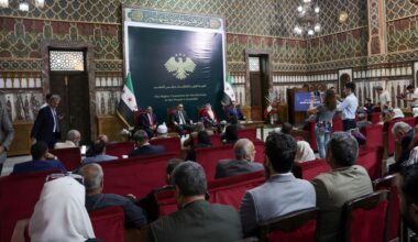 Syrische verkiezingen eerste wankele stap op weg naar nieuwe toekomst