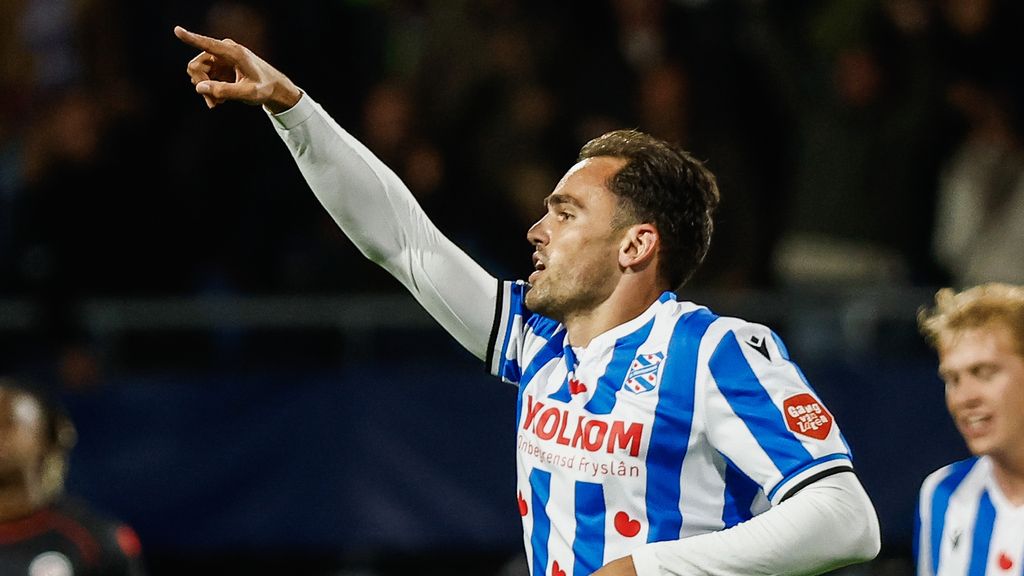 Heerenveen pakt volle buit tegen Excelsior na comeback in laatste minuten