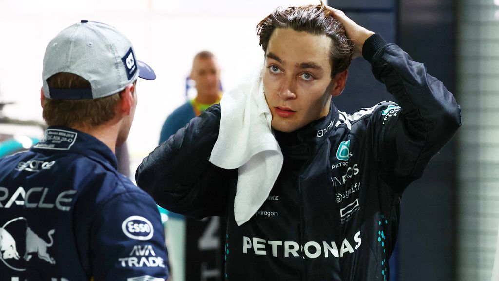 In tropisch Singapore krijgen F1-coureurs een koelvest, maar Verstappen wil er niet aan