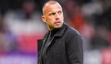 Heitinga gooit handdoek niet in de ring, maar baalt van kritiek: 'Raakt mijn gezin ook'