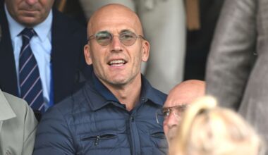 Technisch directeur Kroes krijgt bij Ajax adviseur om transferbeleid te verbeteren