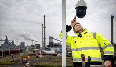 Omgevingsdienst doet meer eigen metingen en ziet fors hogere uitstoot bij Tata Steel