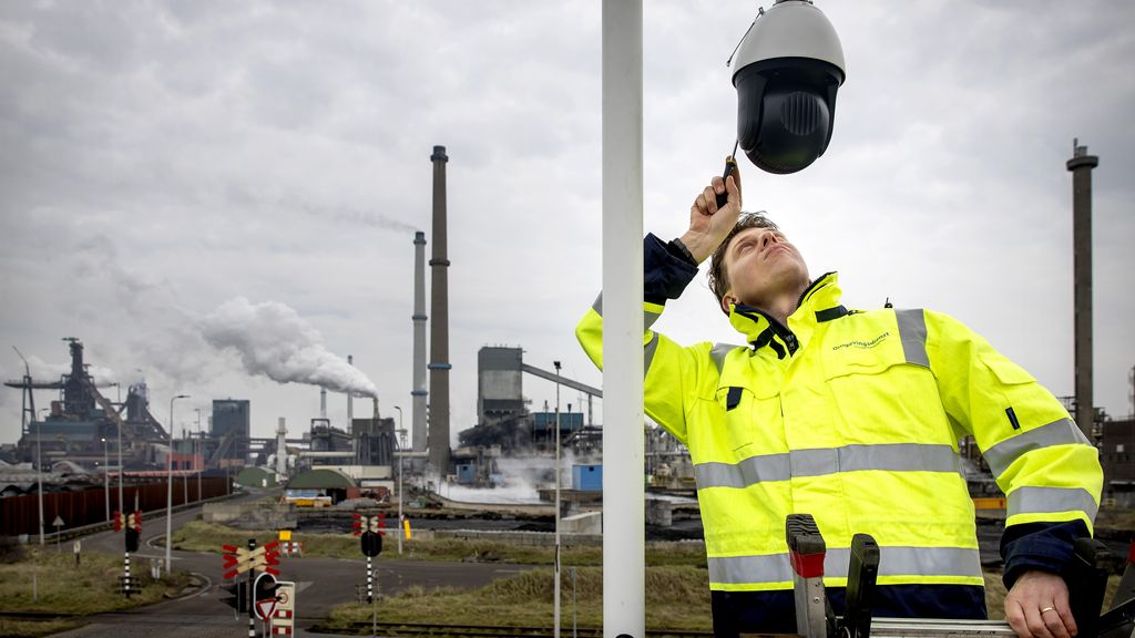Omgevingsdienst doet meer eigen metingen en ziet fors hogere uitstoot bij Tata Steel