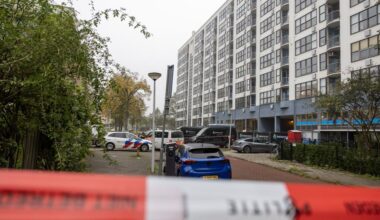 Alle appartementen in flat Amsterdam onbewoonbaar na fatale brand
