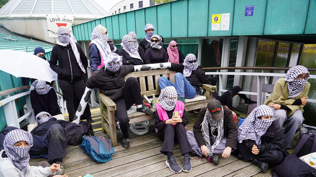 Radboud Universiteit eist vertrek actievoerende studenten vanwege explosiegevaar